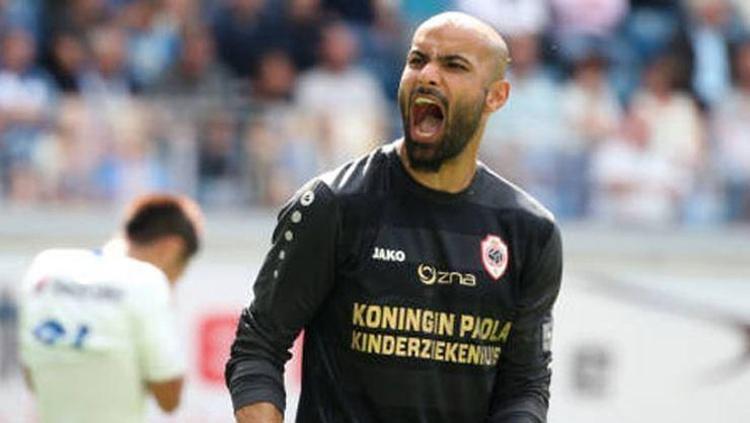 Sinan Bolat, Antwerple olan sözleşmesini feshetti