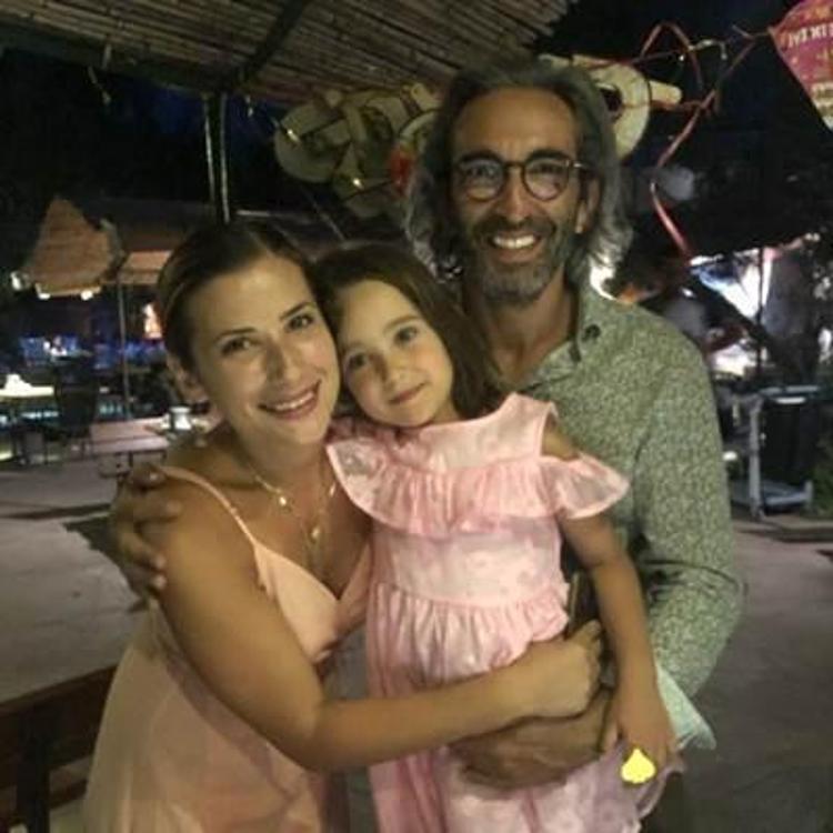 Fırat Tanış ile Kübra Tanış boşandı 8 yıllık evlilik 5 dakikada bitti...
