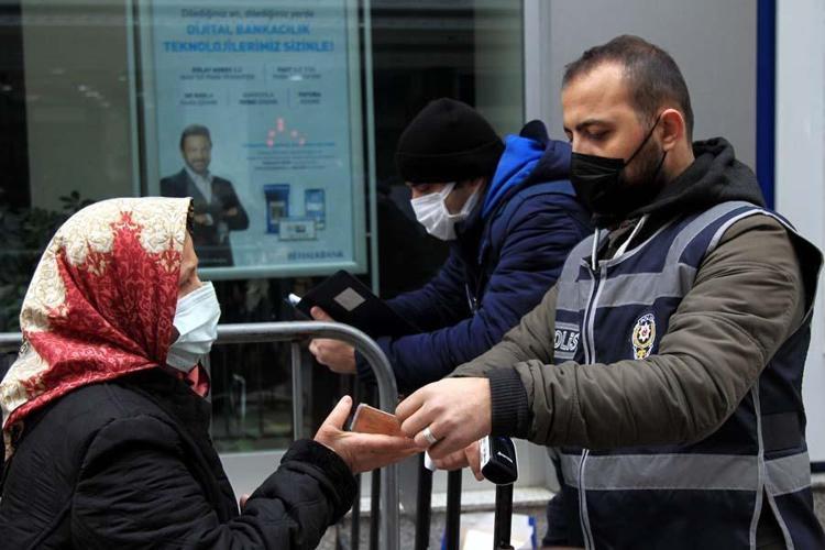 Hafta sonu hafta içi her gün uygulanıyor Yasak ve belli oldu, masada...