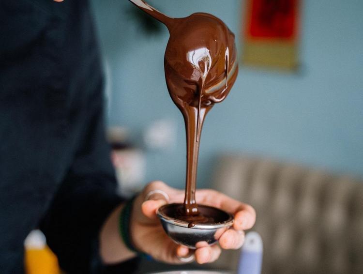 Dr. Fevzi Özgönülden şekersiz çikolata tarifi