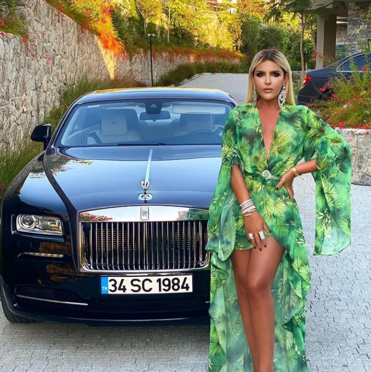 Selin Ciğerci ile aşk yaşadığı iddia edilen Metecan James Birsenden açıklama
