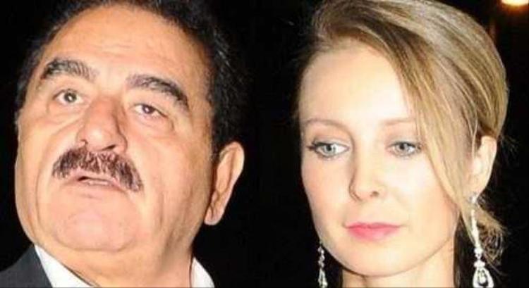 İbrahim Tatlıses ve Ayşegül Yıldızın kebap keyfi