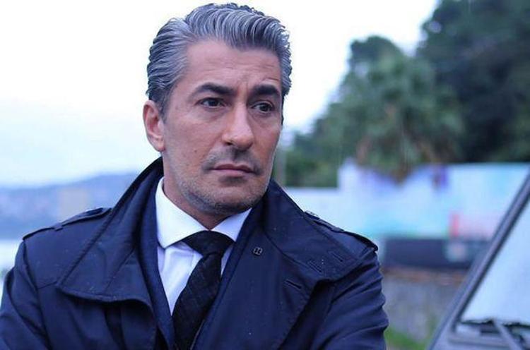 Hastaneye kaldırılan Erkan Petekkayanın sağlık durumu nasıl