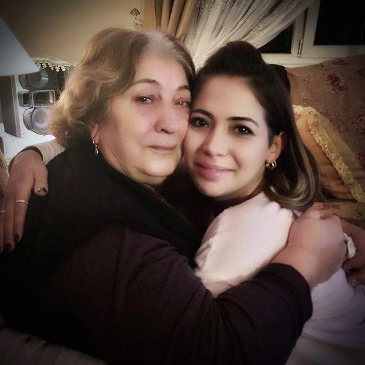 Tarkanın annesi Neşe Tevetoğlu ameliyat masasına yattı