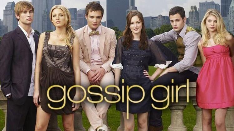 4) Dedikoducu Kız (Gossip Girl)