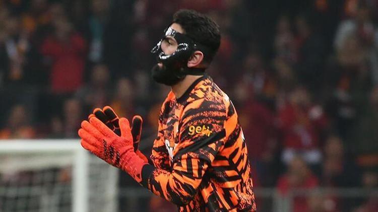 Torrent, İsmail Çipenin ıslıklanmasına tepki gösterdi: Herkes kusursuz mu