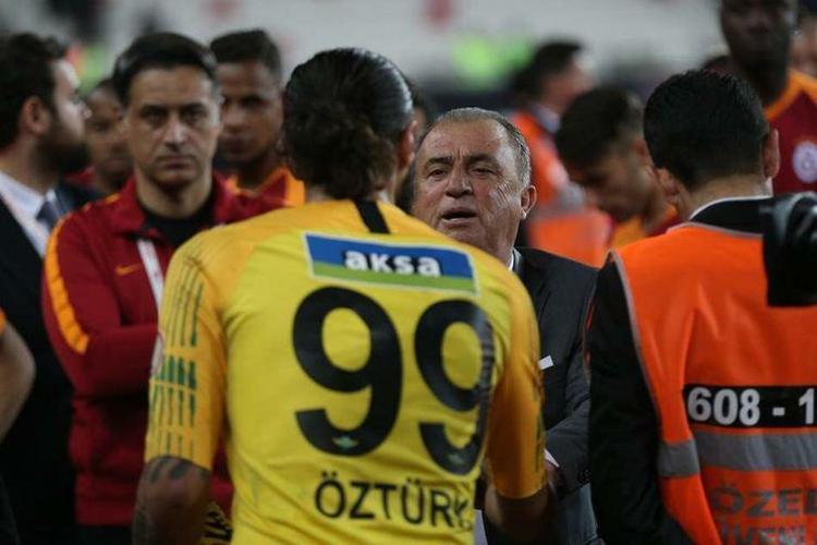 1. Ligin en çok kurtarış yapan kalecisi bir Galatasaraylı İsmail Çipe...