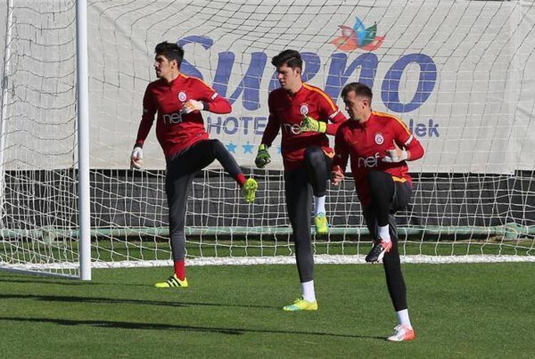 1. Ligin en çok kurtarış yapan kalecisi bir Galatasaraylı İsmail Çipe...
