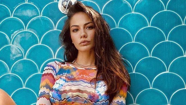 Demet Özdemir, güneş banyosu yaptı