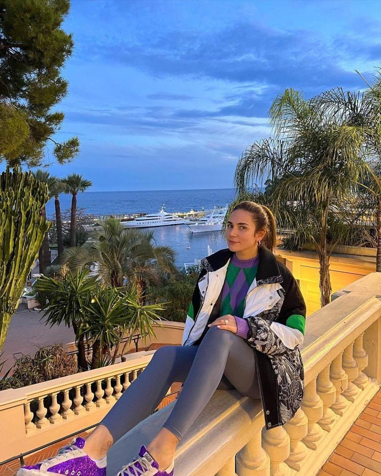 Buse Varol uğradığı şiddeti takipçileriyle paylaştı