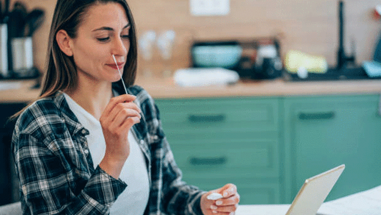 Omicron için PCR testi ağızdan mı burundan mı alınmalı İşte cevabı