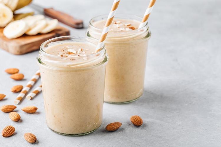 Kahvaltıda tok tutan yulaf ezmeli smoothie nasıl yapılır Yulaf ezmeli smoothie tarifi, malzemeleri, yapılışı