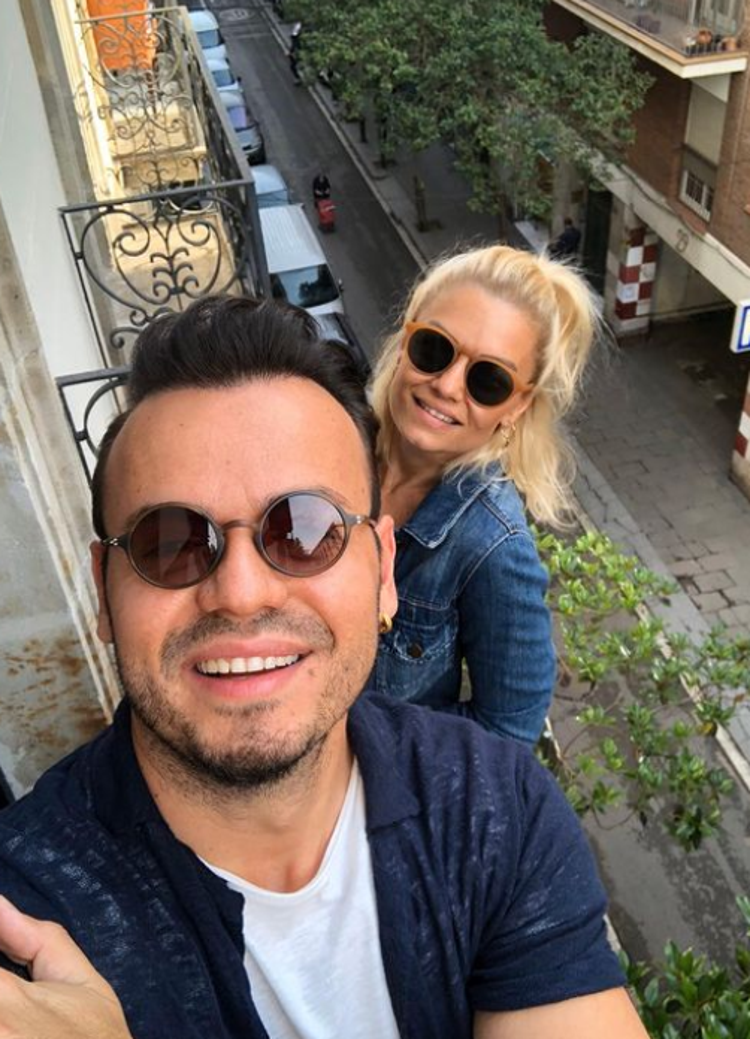 Gülşah Saraçoğlu ile Deha Bilimlier’in yasak aşk yaşadığı iddia edilmişi... Aslı Bilimlier gözyaşlarına hakim olamadı