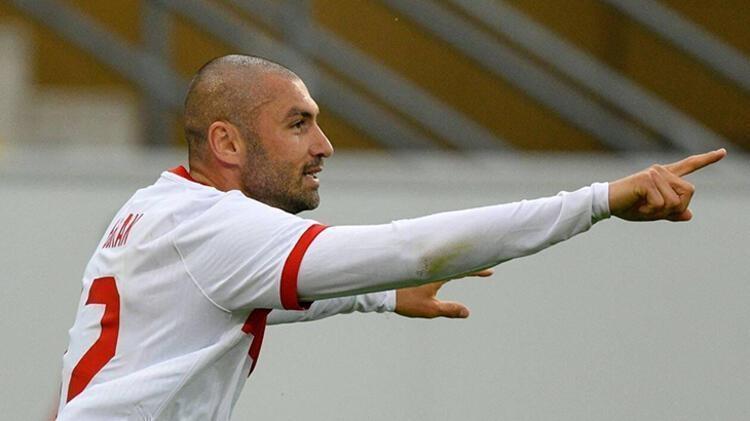 Burak Yılmazın ismi Süper Lig devleri ile anılıyor Babası tartışmalara son noktayı koydu...