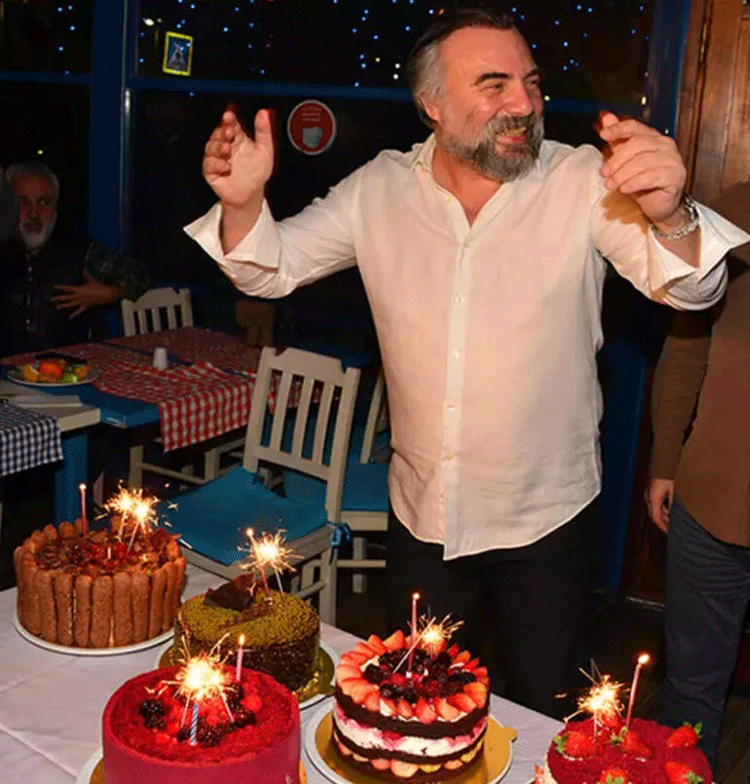 Sürpriz buluşma Oktay Kaynarca ile Birce Akalay sinyal verdi