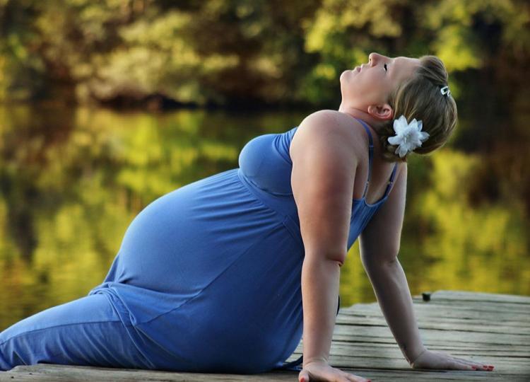 DOĞURGANLIK POTANSİYELİNİZİ ARTIRMAK İÇİN EN BAŞTA SAĞLIKLI BESLENMEK GEREK