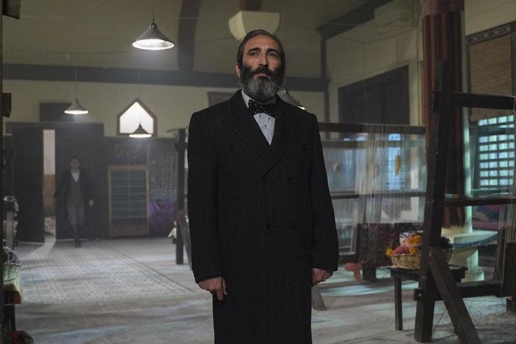 Fırat Tanış, kız arkadaşıyla görüntülendi