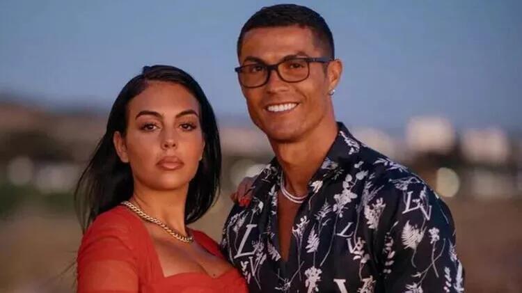 Cristiano Ronaldo ve Georgina Rodriguezin bebeklerinin ismi belli oldu