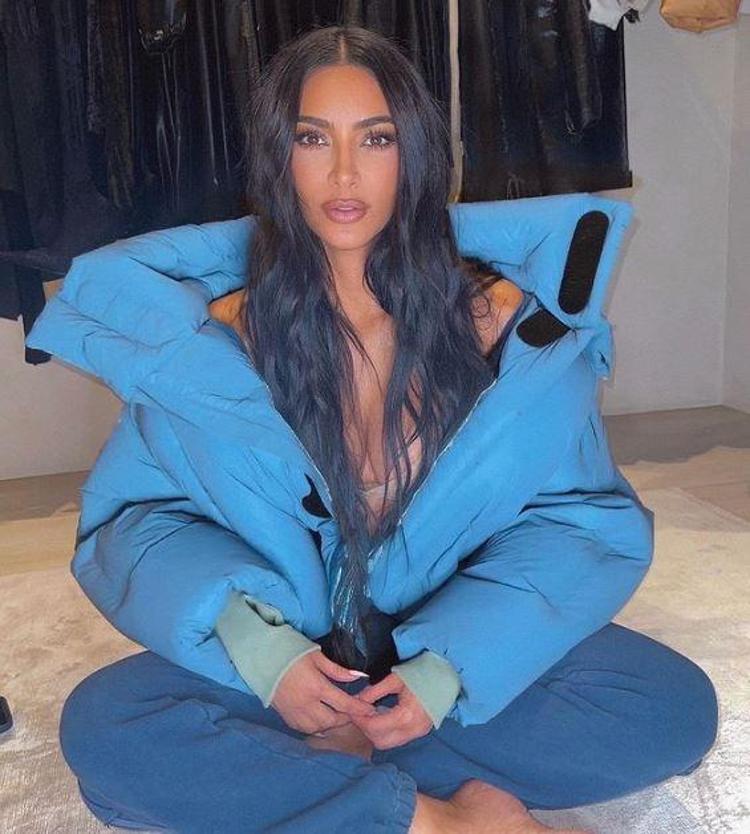 Kim Kardashianın, kızına korse giydirmesine eleştiri yağdı: Bu çok garip