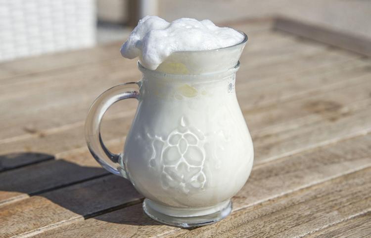 Yazın ayran içmek neden çok faydalı