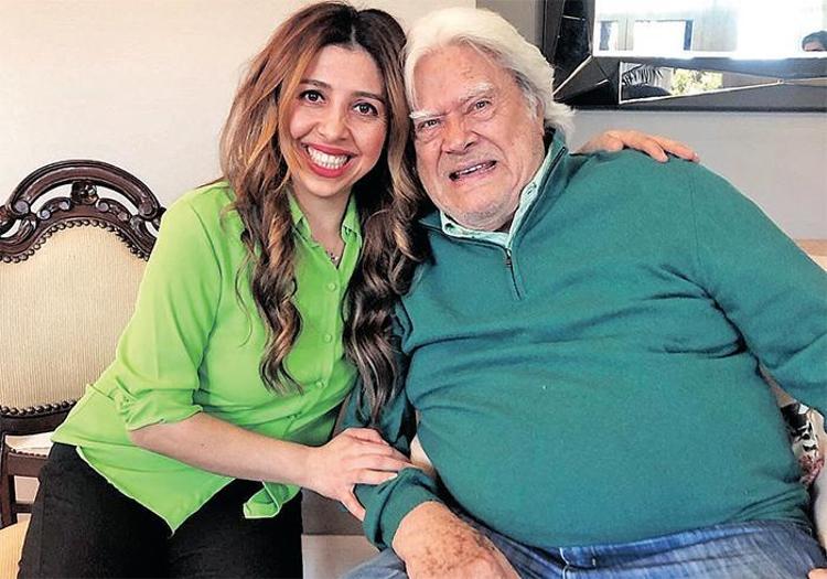 Yokluk günlerinizi öyle güzel anlatmışsınız ki, gözlerim doldu durdu sürekli okurken…