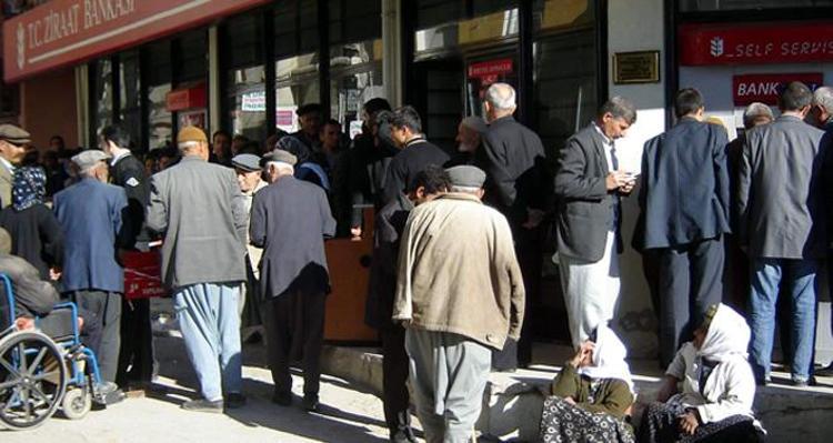 Emeklilikte Yaşa Takılanlar (EYT) dikkat İşte ortaya çıkan formüller: Prim, yıl, yıpranma...