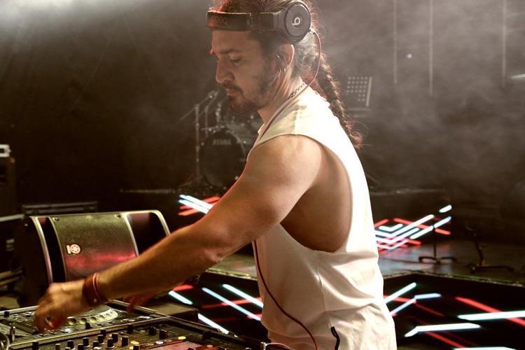 Doğukan Manço ve Zeynep Bastıkın olaylı sahnesi