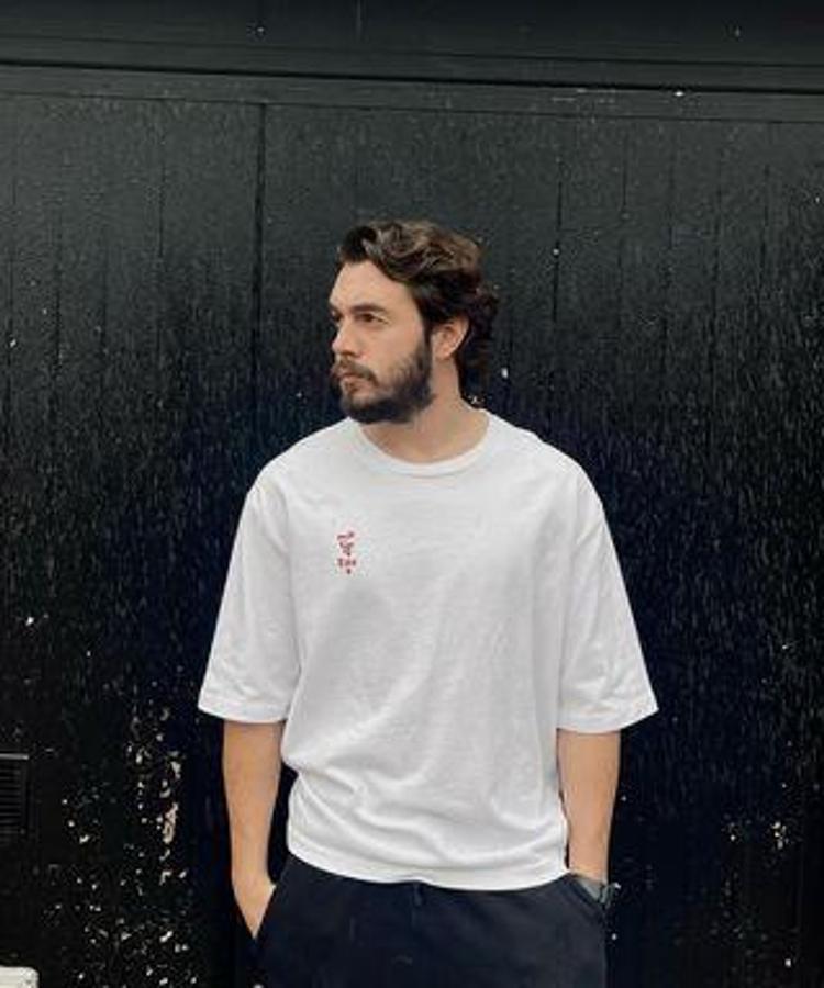 Barış Akarsunun hayatını oynuyor İsmail Ege Şaşmaz ikizi kadar benzedi