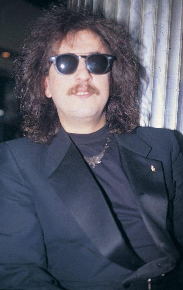 EŞİ HANSUYLA TANIŞMASI