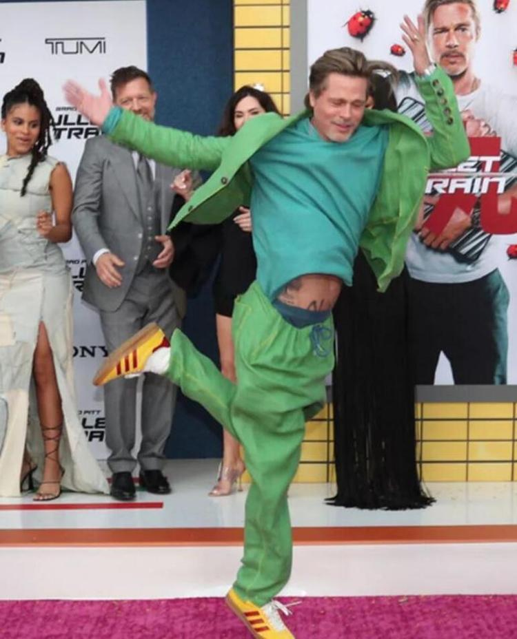 Brad Pitt bir daha çalışmayacağı insanların listesini mi tutuyor