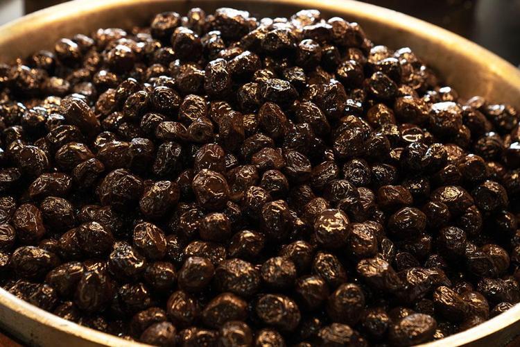 Yeşil zeytin mi siyah zeytin mi daha sağlıklı