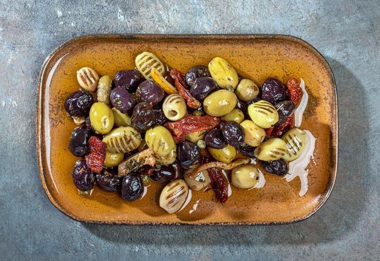 Yeşil zeytin mi siyah zeytin mi daha sağlıklı