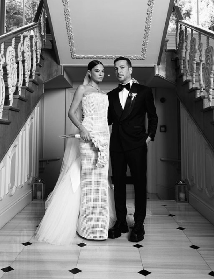 Hande Doğandemir ve Furkan Palalı aşkının ilk adımı düğünde atıldı