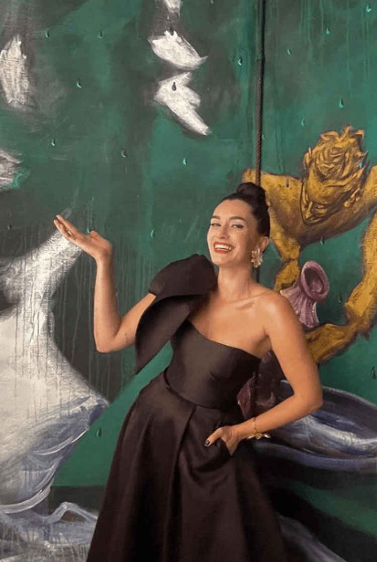 Hande Doğandemir ve Furkan Palalı aşkının ilk adımı düğünde atıldı