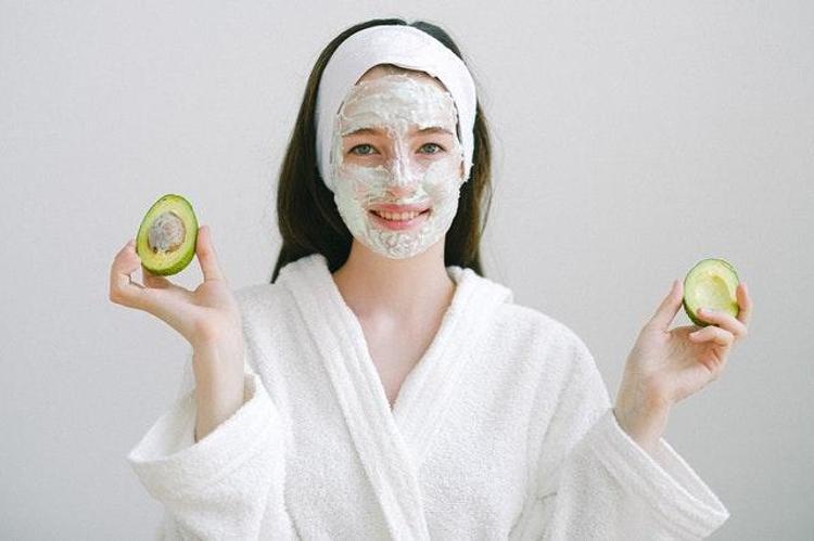 CİLT BAKIM AŞAMALARI: Peeling