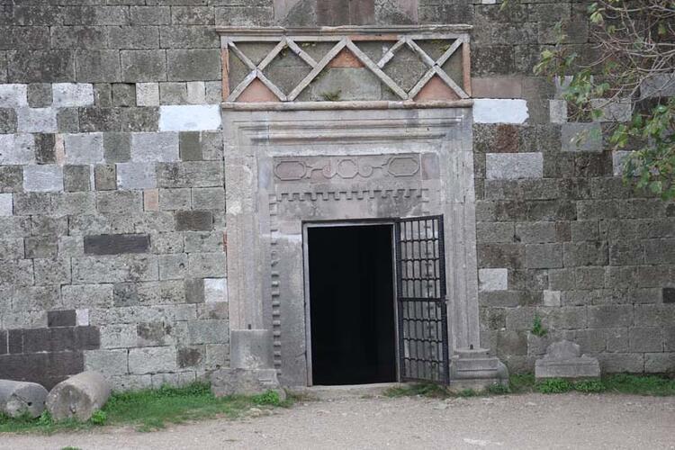 Yason Burnu Yarımadasında restorasyonu biten kilise ziyarete açıldı