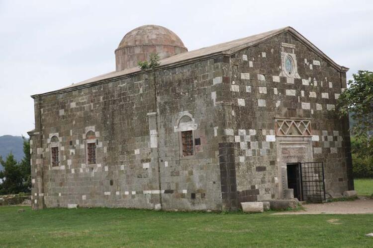 Yason Burnu Yarımadasında restorasyonu biten kilise ziyarete açıldı