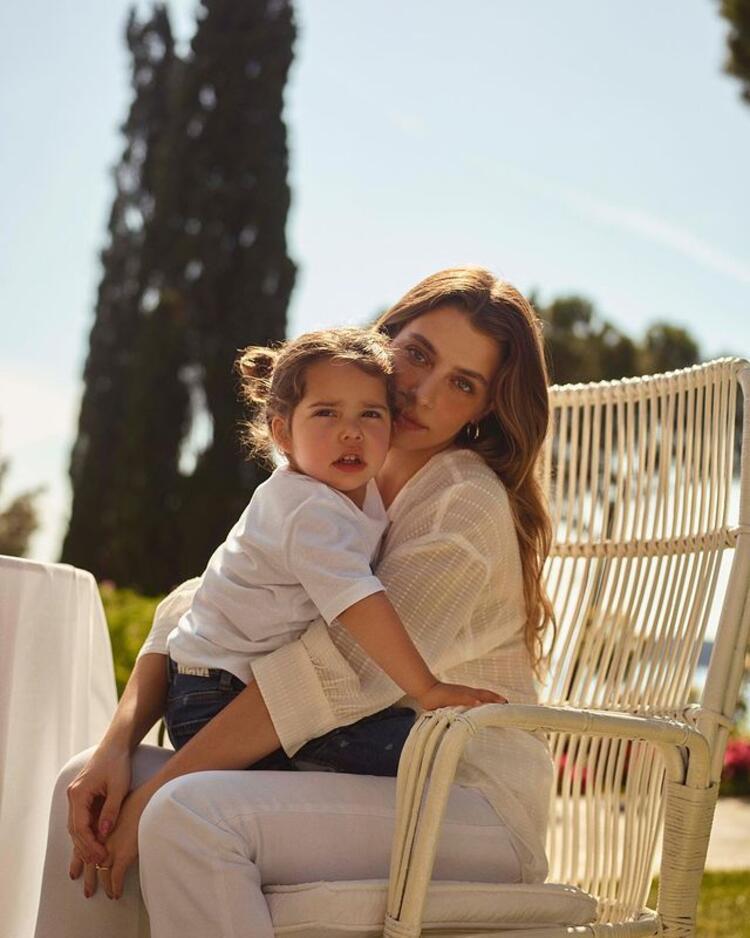 Hande Erçelin kanser tedavisi gören yeğeni Maviden duygulandıran video