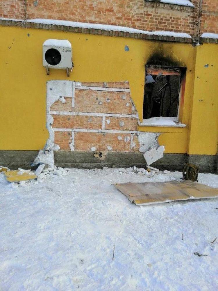 Banksy eserleri hedefte Duvarı söküp götürdüler