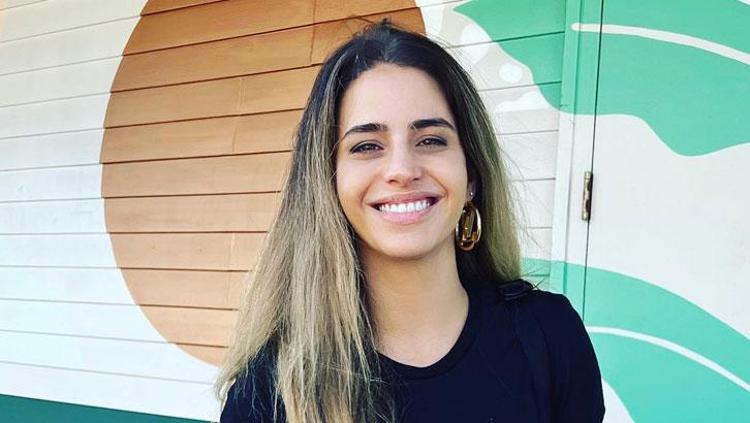 Büşra Pekin kesenin ağzını açtı