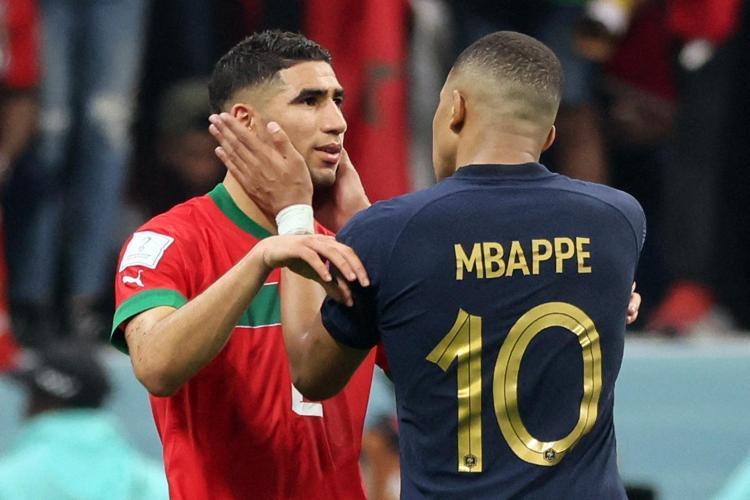 Kylian Mbappe, Achraf Hakimiyi teselli etti