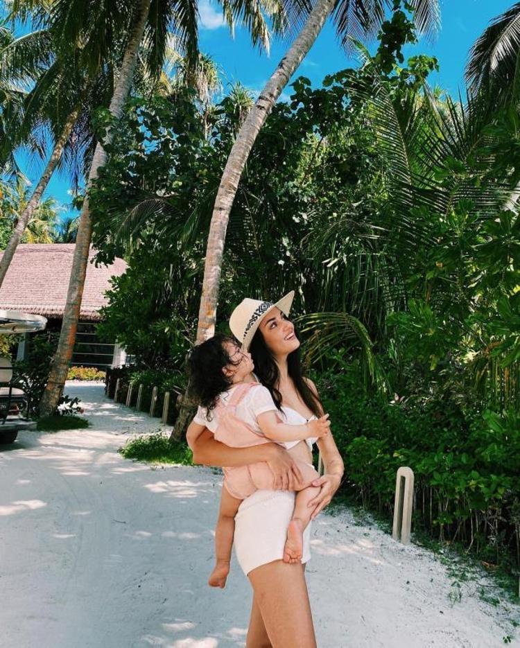 Hande Erçelden duygusal paylaşım