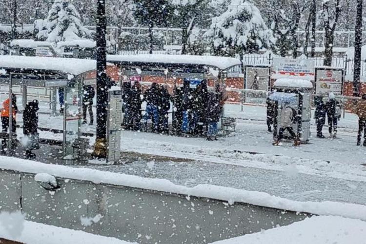 İlk kar geliyor İstanbul dahil çok sayıda ile uyarı