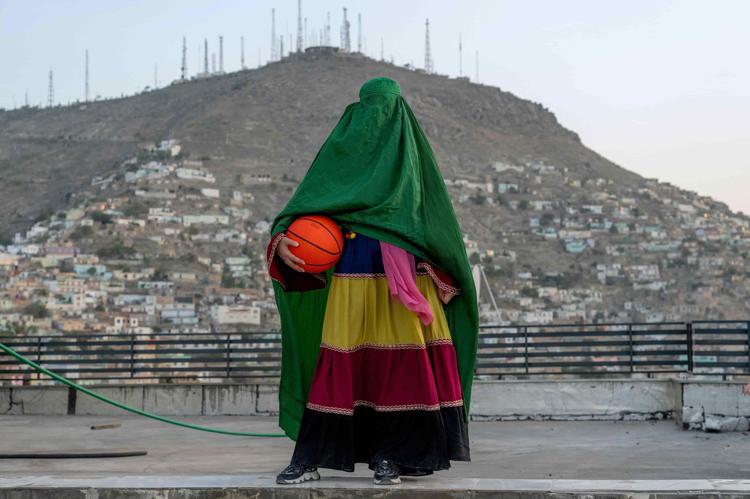 Afgan kadın sporcuların Taliban çilesi