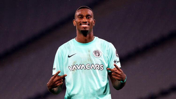 Fenerbahçe’nin Haji Wright teklifi ortaya çıktı 3 milyon Euro artı 3 futbolcu