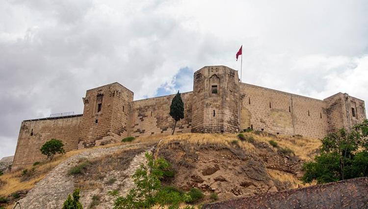 Gaziantep Kalesi yıkıldı mı Gaziantep Kalesi kaç yıllık kim tarafından, ne zaman yapıldı
