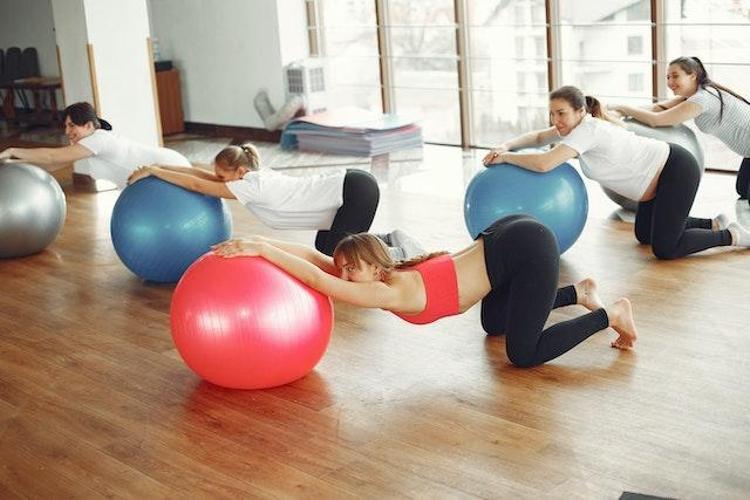 Pilatesin faydaları ve pilates hakkında bilmeniz gerekenler