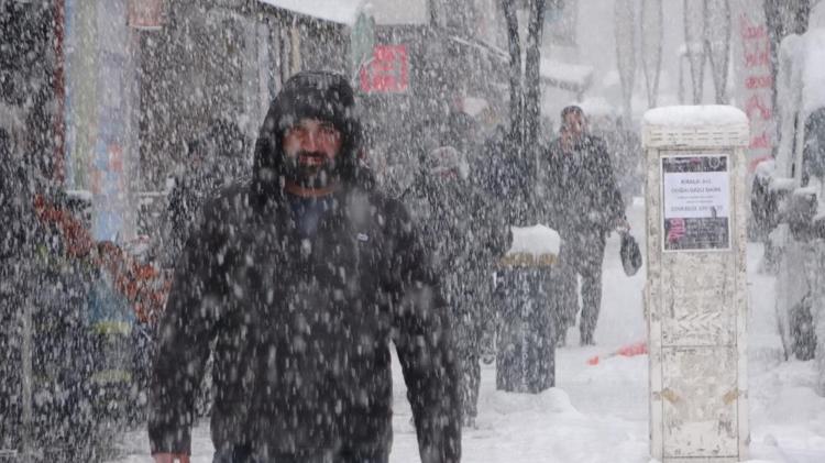Yoğun kar yağışı geliyor Meteorolojiden 9 kente sarı kodlu uyarı