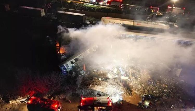 Yunanistan tren kazası son dakika Yunanistan’daki tren kazası nerede oldu, kaç kişi öldü