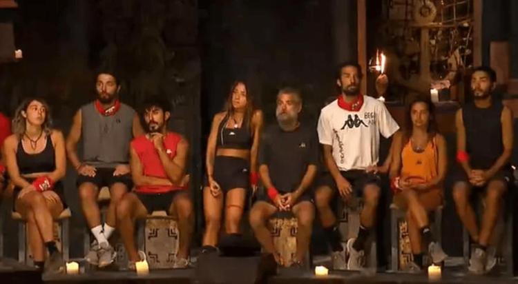 Survivorda Asena ve Merve birbirine girdi